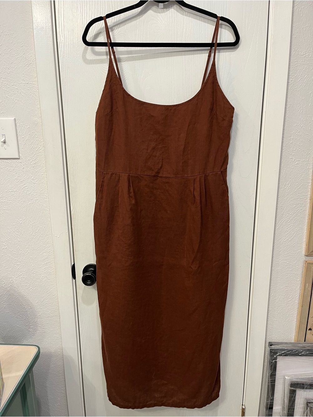 Quince European Linen Scoop Neck Midi Dress in Chocolate Size Large
